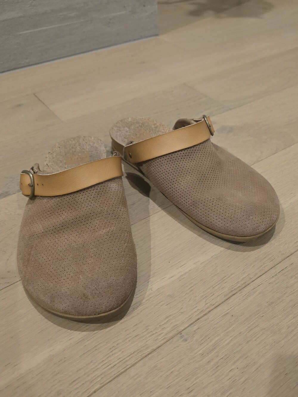 Reef Women's Sage Taupe Suede Slip-On Clogs with Tan Strap